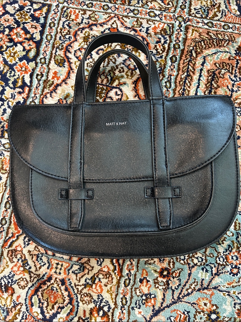 🔥 NWOT Matt & Nat Black Vegan Leather Satchel Bag - Sleek & Classic! 🔥